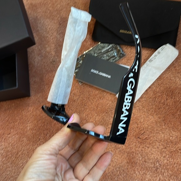 DOLCE & GABBANA  black sunglasses new/case /box.100% Authentic - Picture 7 of 14